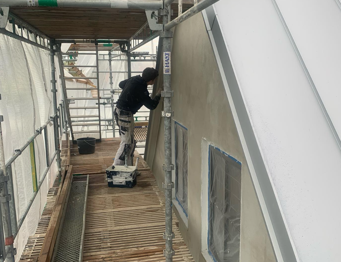 Måla Fasad Med Ställning